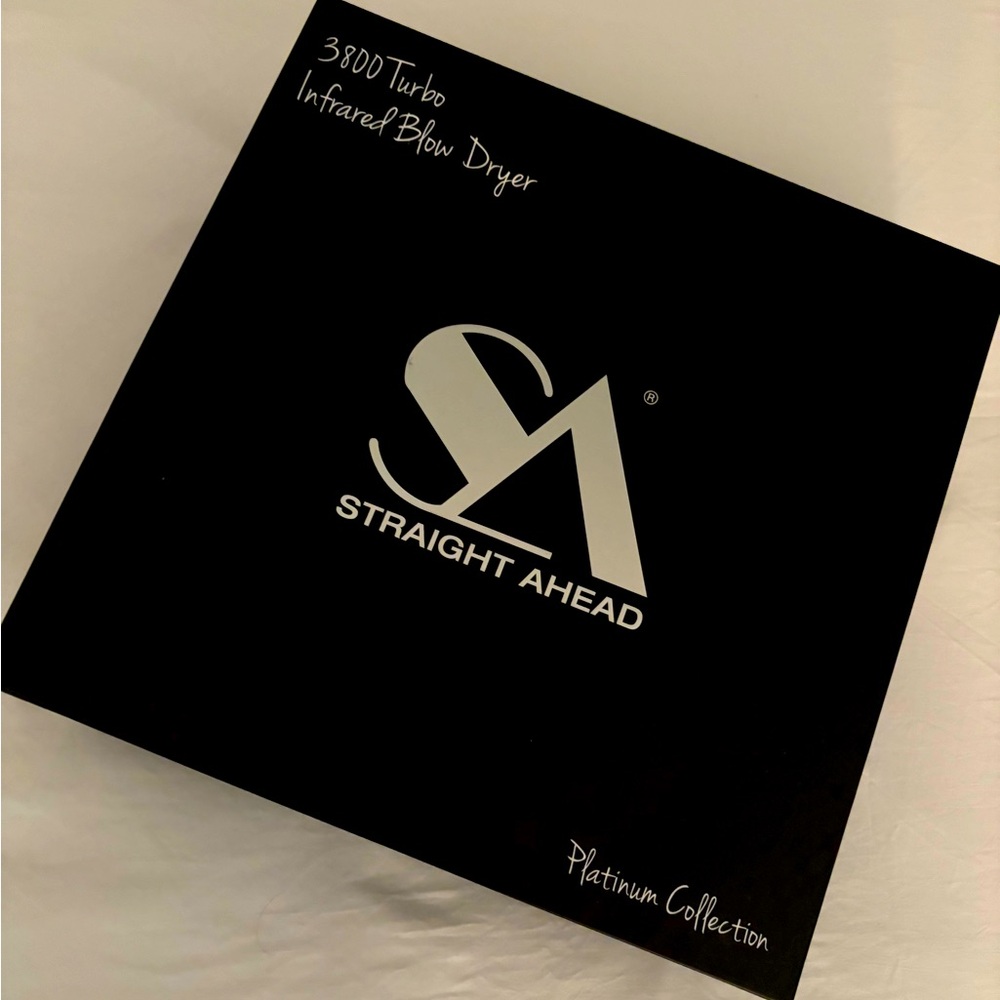 BRAND NEW Straight Ahead Infrared Blow Dryer